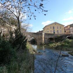 Bogenbrücke