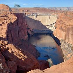 Staumauer vom Overlook.