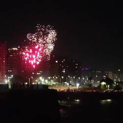 Feuerwerk an der Rambla - nicht soo spektakulär aber viele entspannte Leute 👍
