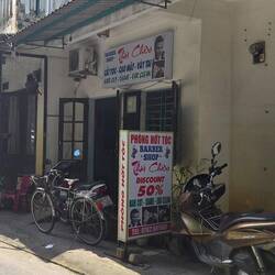 Brad got a $1 shave here