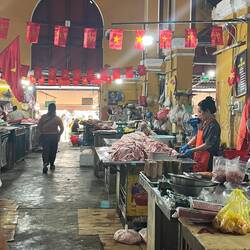 La viande partout, Pauline a du mal avec les odeurs