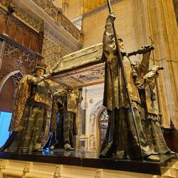 Christopher Columbus' tomb, carried by 4 pallbearers representing kingdoms of Spain