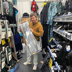 Die wäre o cool gis aber zu gross zum umereise...