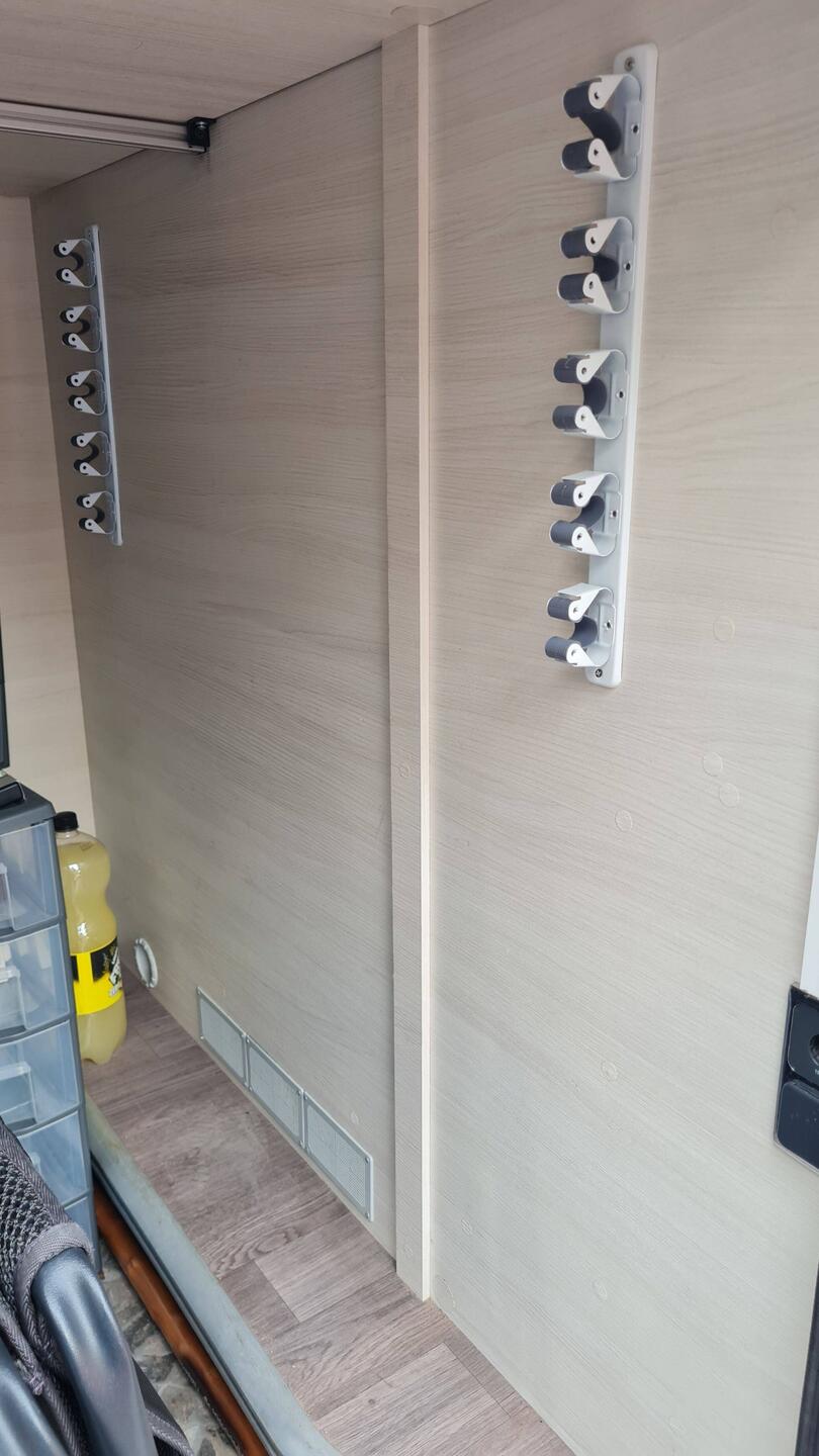 Beim Chinesen für 2x2 Euro so Dinger gekauft und montiert