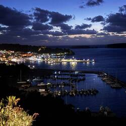 ..das ist Pylos 🇬🇷 bei Nacht