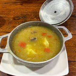 Hot bone-broth soups (caldos) are common in Cartagena—morning comfort and hangover cure.