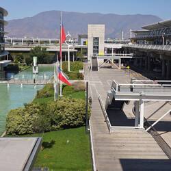 Auf dem Weg zum Terminal T2: Cobis Abflug naht