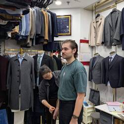 In der Schneiderei mit Julian (aus Trier)