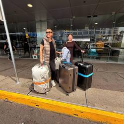 Abgeladen am Flughafen Melbourne🤩