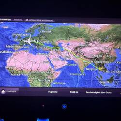 ...gesamte Flugstrecke😅...aber "nur" von BKK