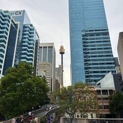 Hier noch, wie ein paar Posts vorher versprochen, der Sydney Turm von aussen😁