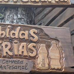 Coca Cola Werbung auf Holz, ~2020