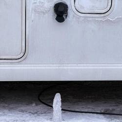 Stalagmit aus Eis😅