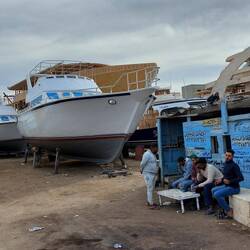 Riesen Werft in der Boote refurbished werden