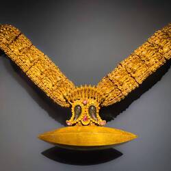 Tayo-bizakani ritual necklace from Nepal ... Musée Barbier-Mueller — Geneva, Switzerland.