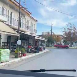 ..wieder an der Küste kaufen wir gleich noch frisches Brot ein..