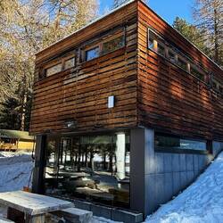 Gemeinschaftsräume & Sanitärgebäude