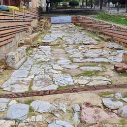 Die alte römische Straße (1. Jahrhundert) ist auch leer