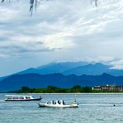 Finally a clear view of Mt Rinjano in Lombok.