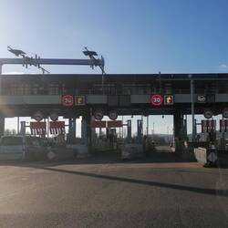 Mautstation, mit Box einfaches passieren