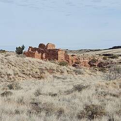 Großes Haus von weitem.