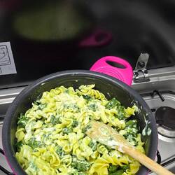 ... im Omnia 👍 Nudel Spinat Auflauf