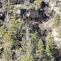 Aber auch in den Hängen gegenüber waren Häuser.