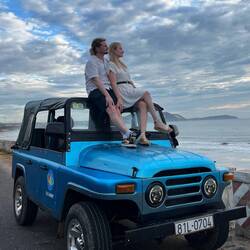 Aimer ce n'est pas se regarder l'un l'autre, c'est regarder ensemble dans la même direction 🤭