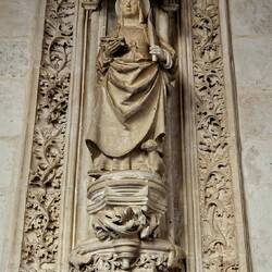 A statue carved into every arch pillar of the cloister