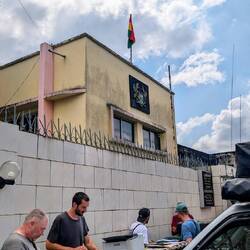 Mobiles Büro, wir helfen natürlich auch dem netten Kanadier mit ein paar Kopien