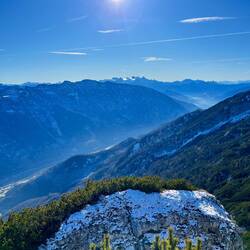 ..wo wir einen schönen Blick auf die Hohe Schrott und Bad Ischl werfen können.