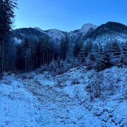 ..und Alberfeldkogel (links) 🌚 - irgendwo dahinter, der sonnige Helmeskogel!