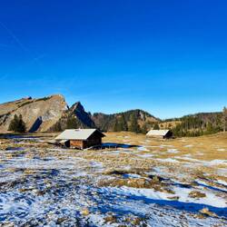 ..in Richtung Schafberg marschieren.