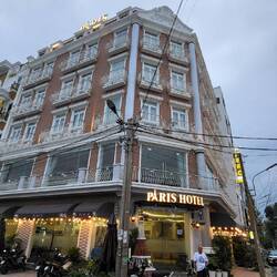 "Hôtel Paris" à Chau-doc 🤣