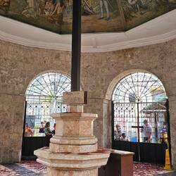 1521 von Entdeckern zu Beginn der Christianisierung auf den Philippinen aufgestelltes Kreuz.