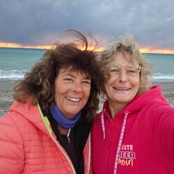 ... Elli liebt es auch 👯‍♂️🌊