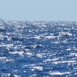 Archipelago de Los Monjes im Glitzern des Ozeans