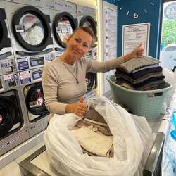 ..inzwischen ist die Wäsche auch trocken. Läuft heute wie am Schnürchen 😁