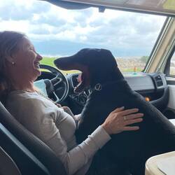 ..sie ist sooo ein Clown 🐾🤡