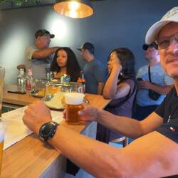 Nach dem Museum war ein Bier für alle Tourteilnehmer vorgesehen