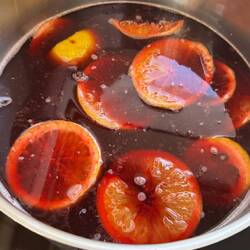 selbst noch Glühwein angesetzt auf der Vitila