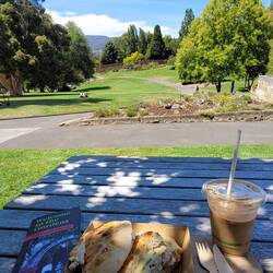 Erstmal Mittagsrast im Botanical Garden