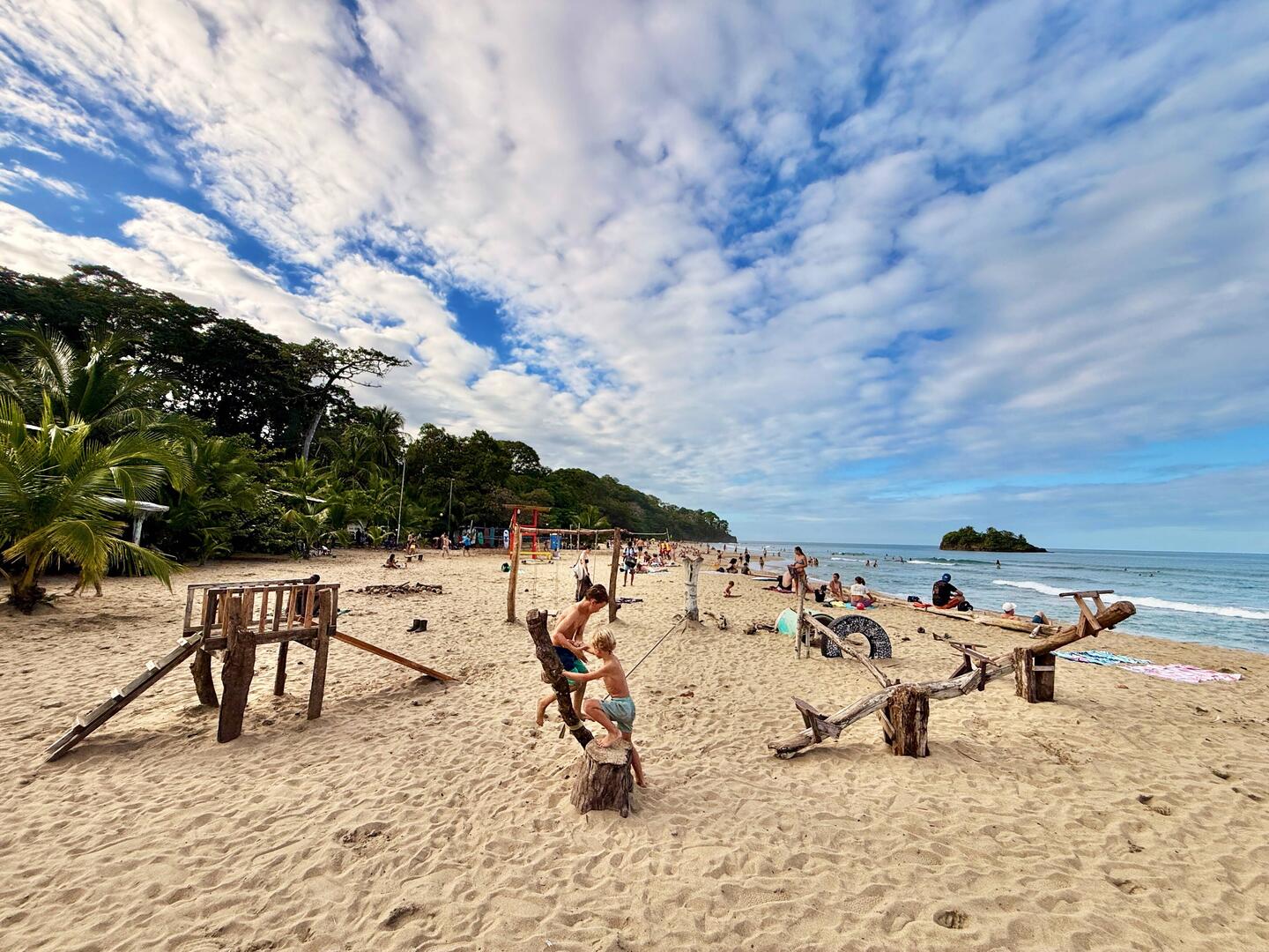 Playa Cocles
