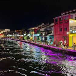 The Malacca River, weaves its way through the centre and evokes The Grand Canal
