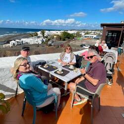 Reisegruppe Dietmar, aber unvollständig