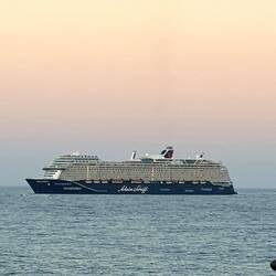 Die Mein Schiff übernimmt unseren Liegeplatz