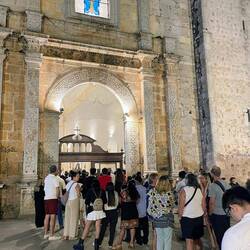 ... wird "Noche de Paz" (Stille Nacht) gesungen 🌟💫