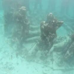 Jason deCaires Taylor - Bask Nest off Gili Meno