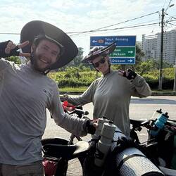 Jeremy and Nina, from the States, who were coming to the end of cycling Portugal to Singapore.