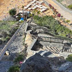 Hoteleigener Strand Abama Beach. Da geht ein funicular hinunter und wieder rauf. 😉